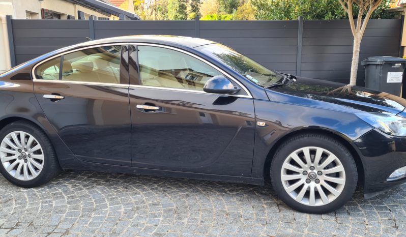 Opel Insignia cosmo pack 2.0 turbo 220 ch complet